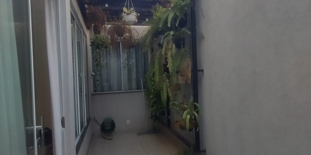 002 (4)