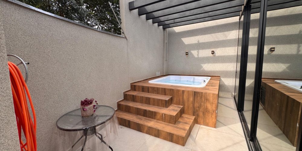 WhatsApp Image 2025-12-08 at 12.54.00